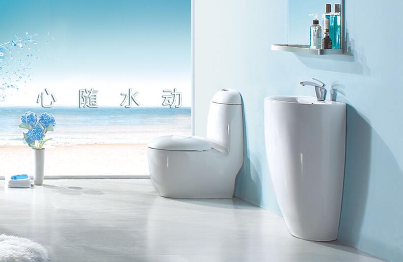 想边洗澡边看书？ 浴室改造成书房